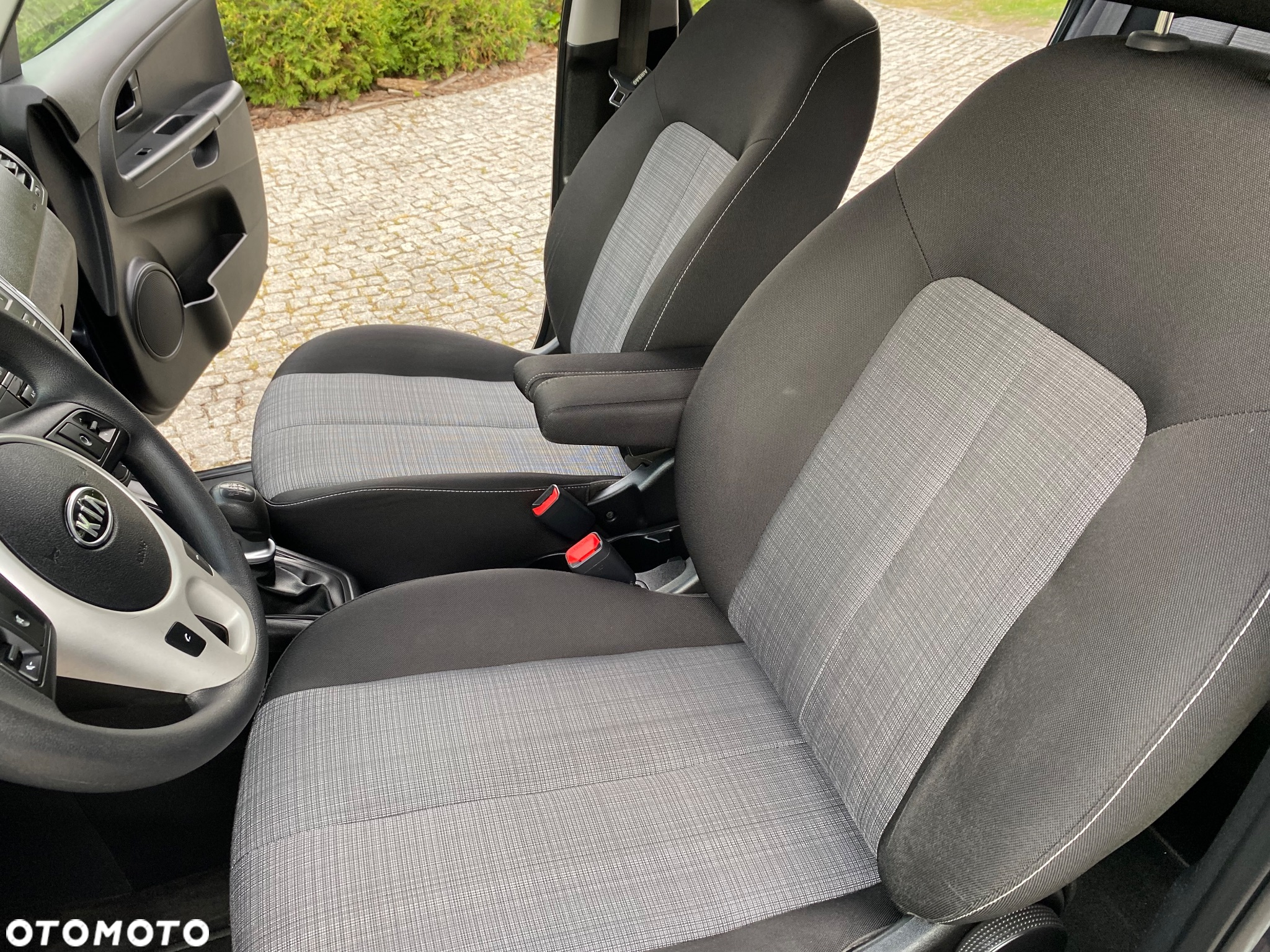 Kia Venga - 30