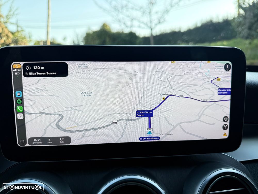 Mercedes-Benz C 300 h AMG Line - 16