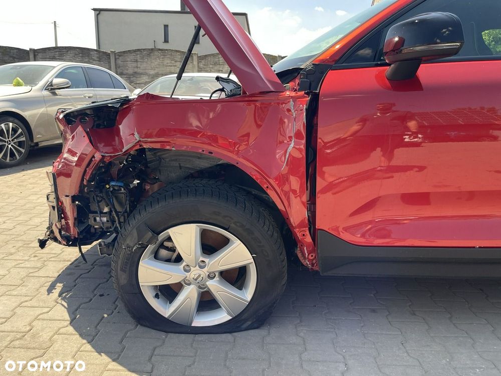 Volvo XC 40 B4 B AWD Geartronic RDesign - 5