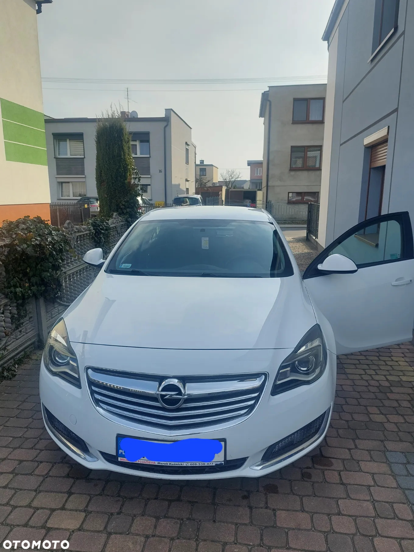 Opel Insignia 1.8 - 3