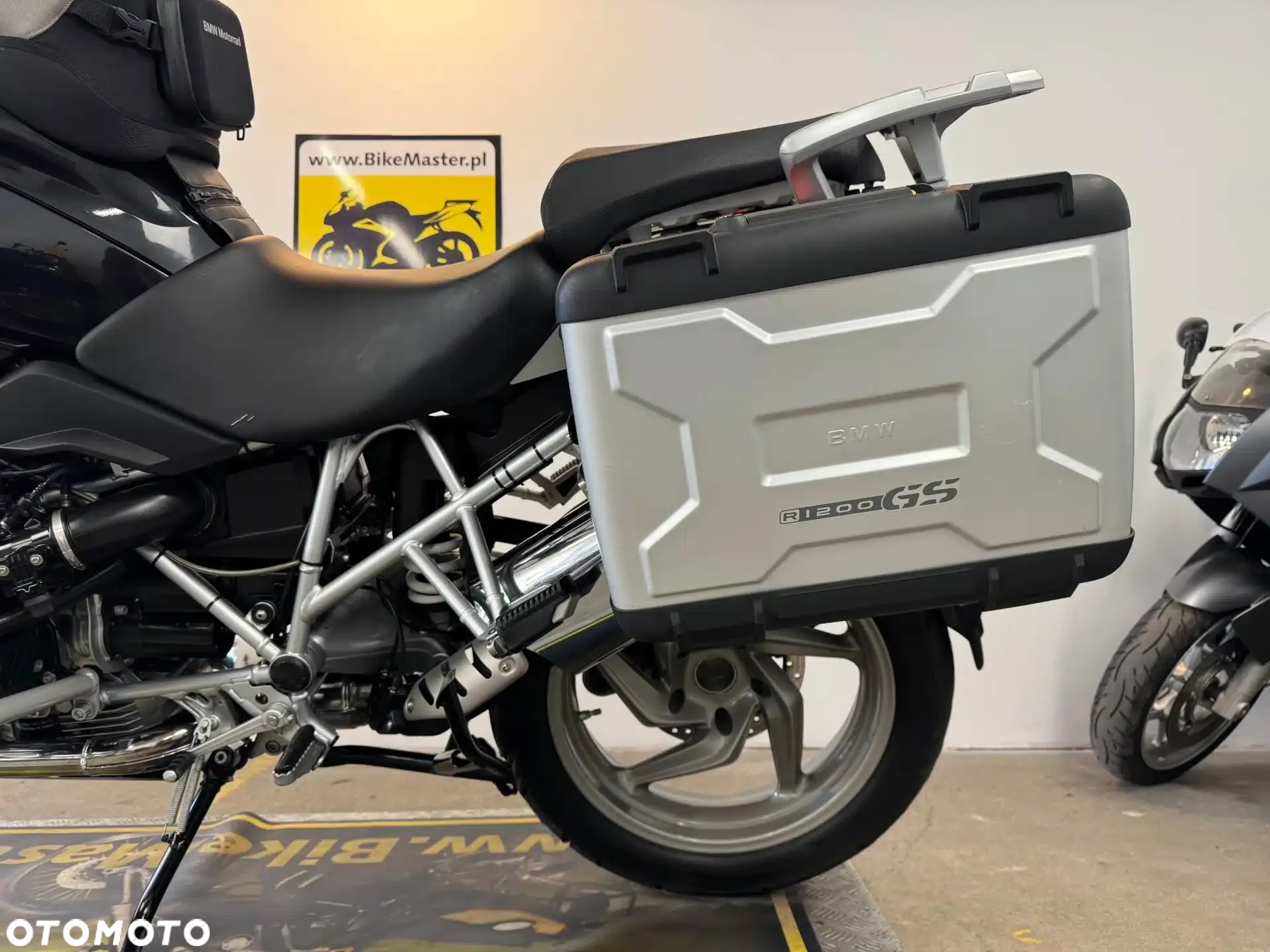 BMW R - 26