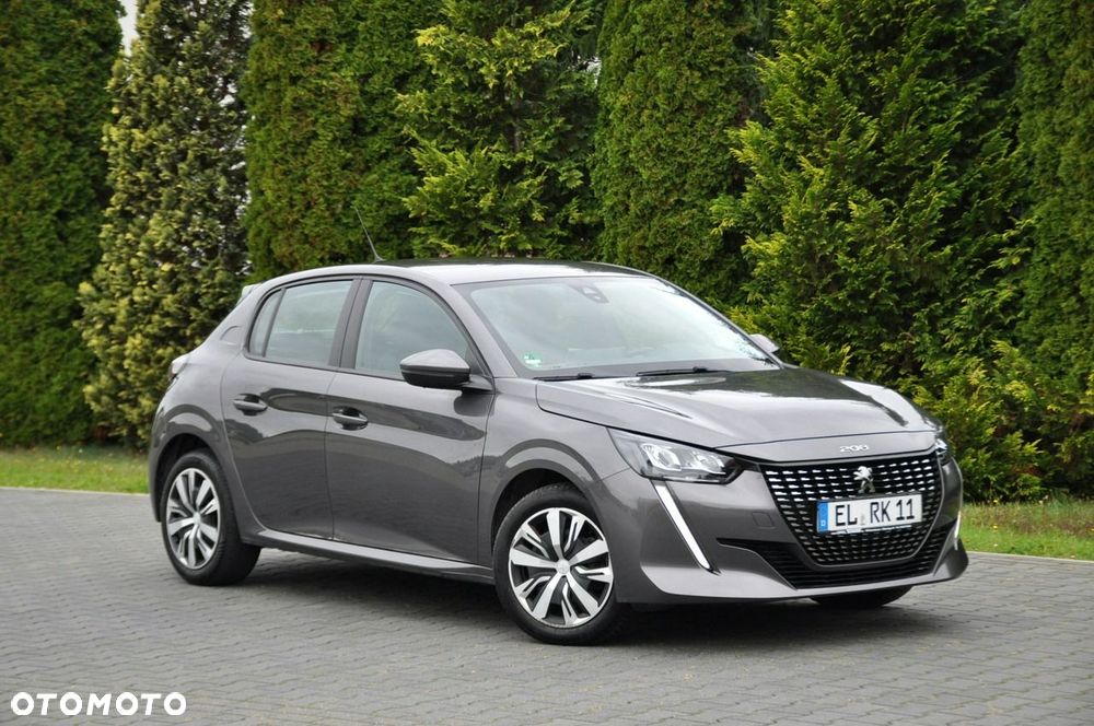 Peugeot 208 - 3