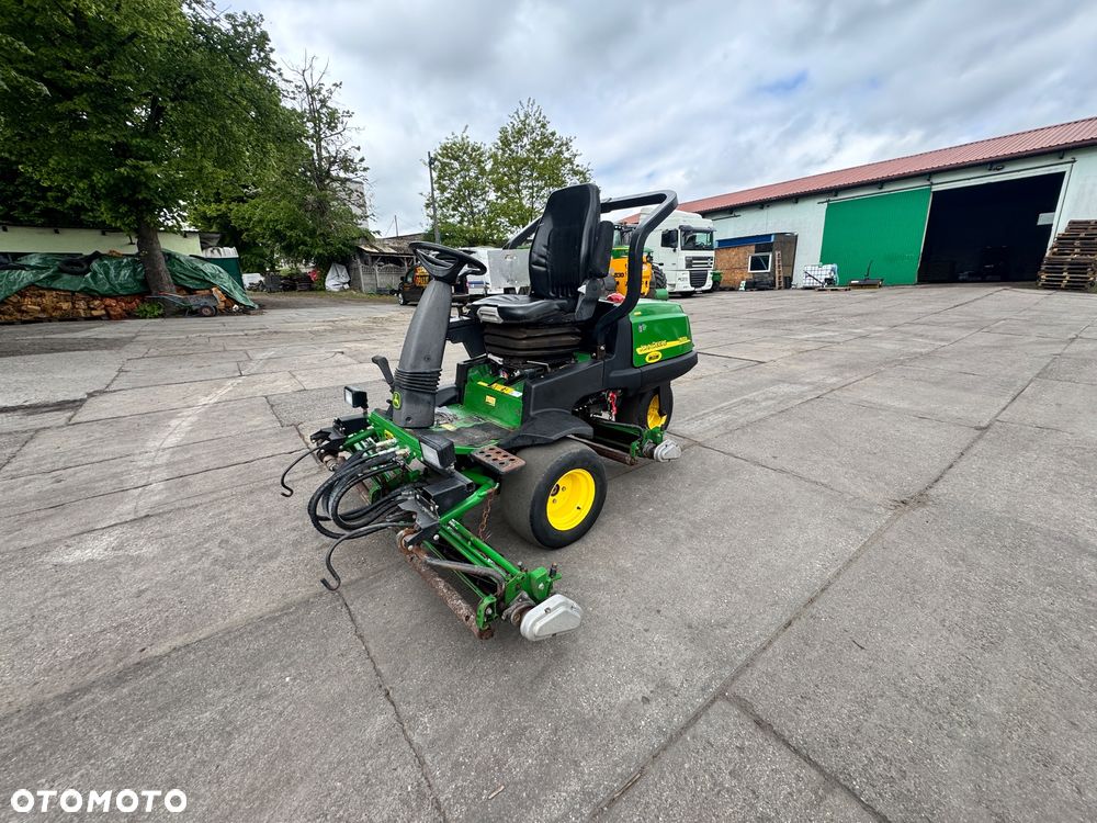 John Deere 2500 A - 3