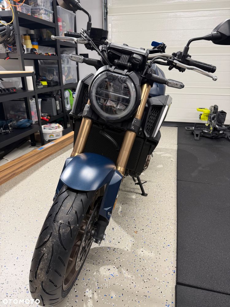 Honda CB - 2