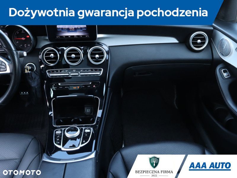 Mercedes-Benz GLC - 9