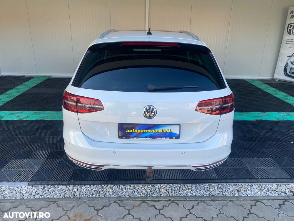 Volkswagen Passat - 4