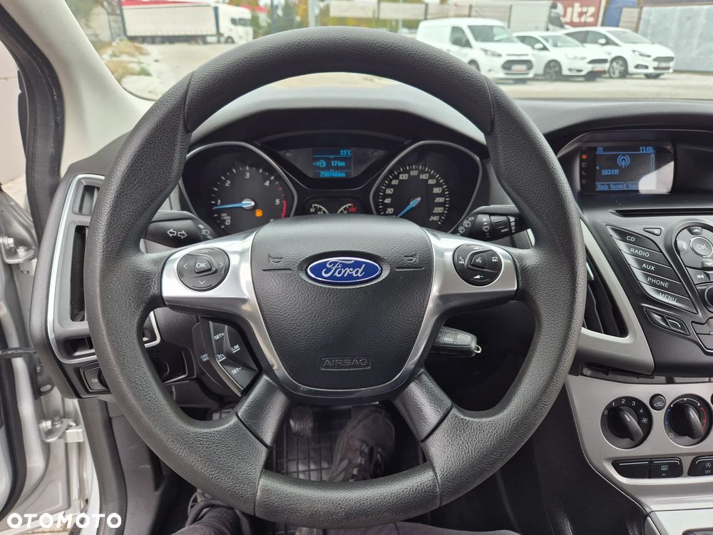 Ford Focus 1.6 TDCi DPF Champions Edition - 20
