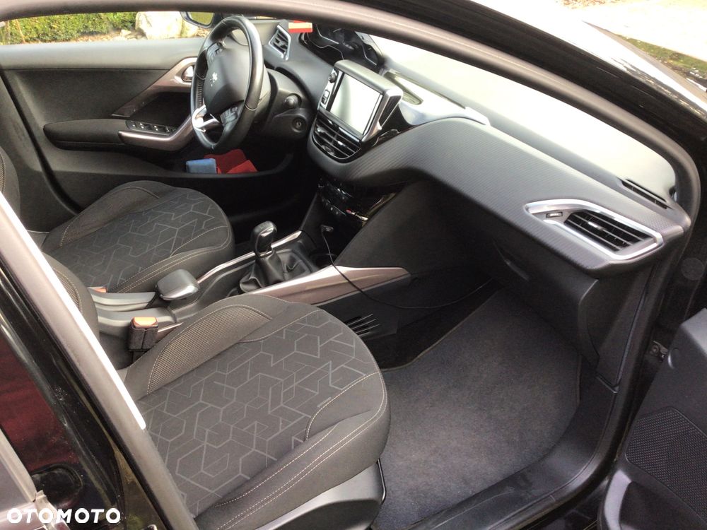 Peugeot 2008 1.6 BlueHDi Active - 6