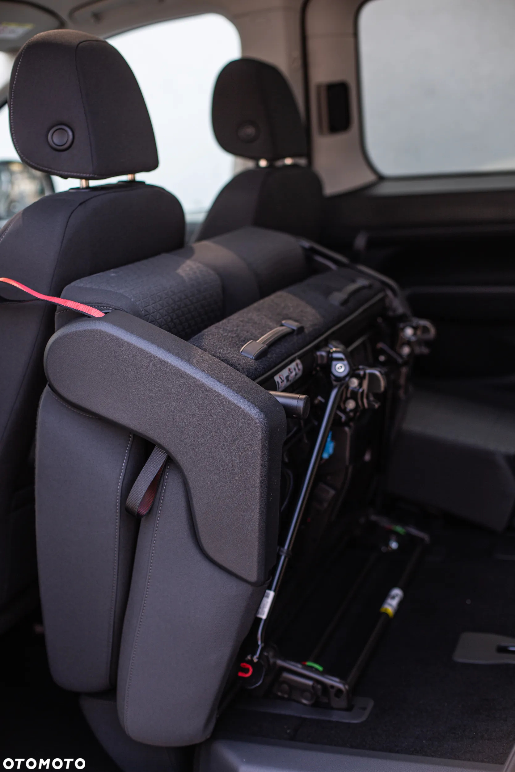 Ford Tourneo Connect Grand - 8