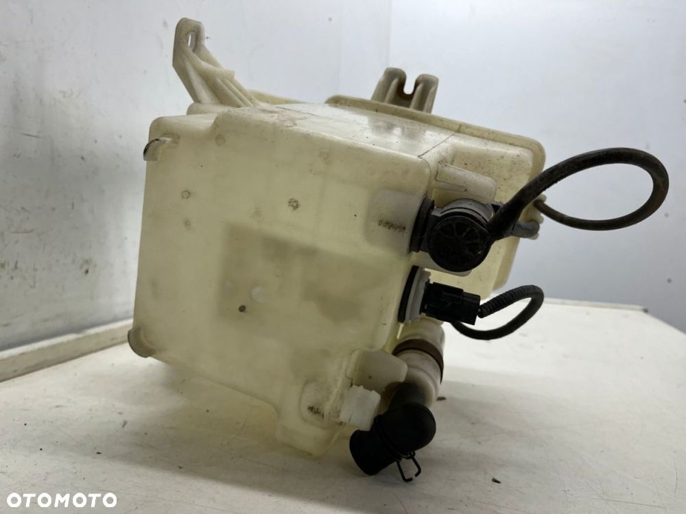 Zbiorniczek spryskiwaczy Hyundai Grandeur IV 05-11r. dwie pompki na KSENON XENON 98610-3l200 - 4