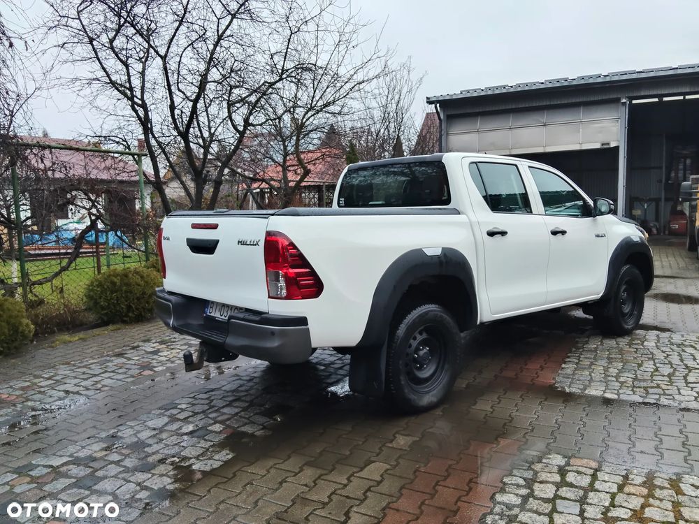 Toyota Hilux - 2