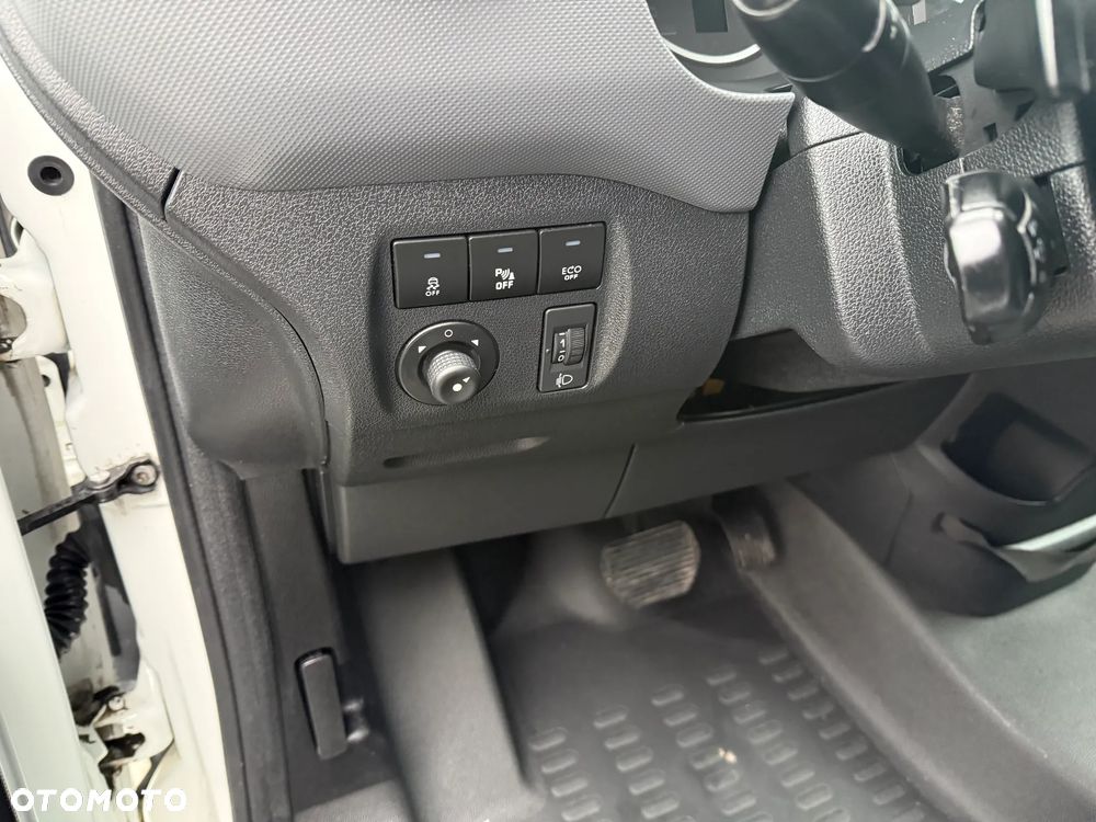 Citroën BERLINGO - 19