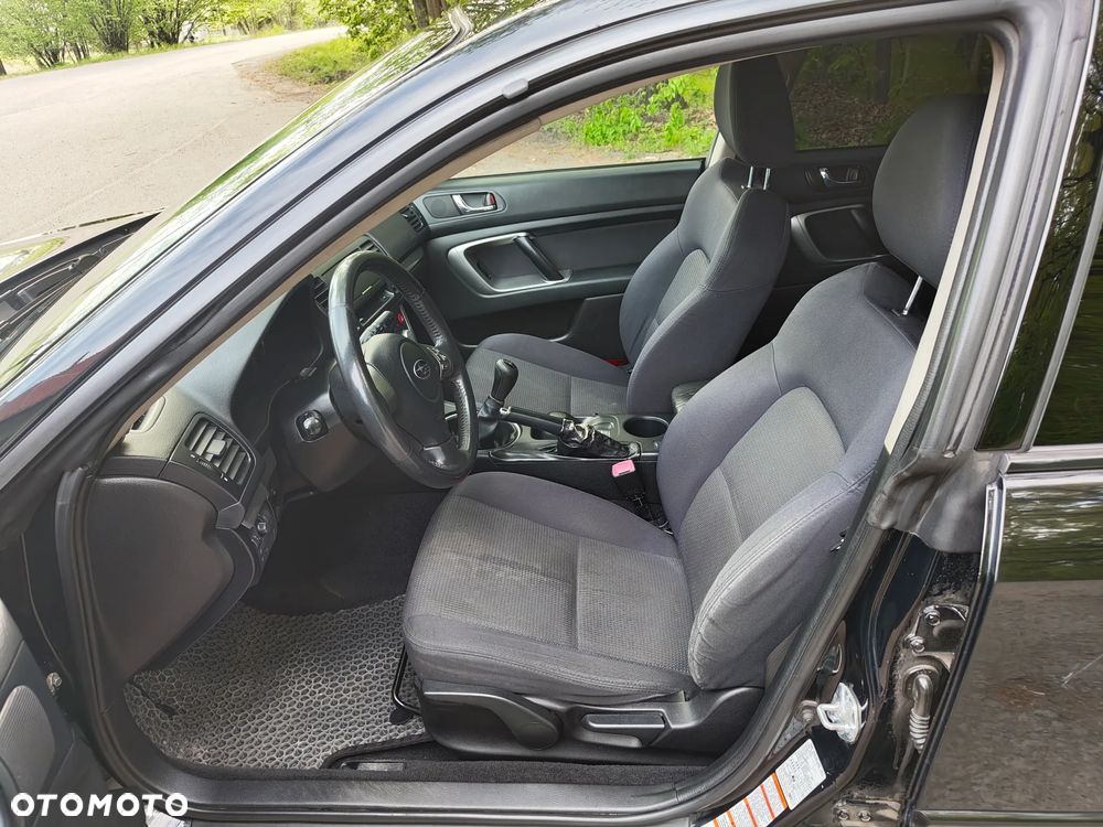 Subaru Legacy 2.0RA - 17