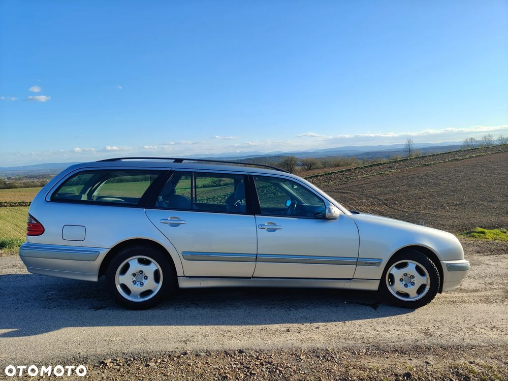 Mercedes-Benz Klasa E - 5
