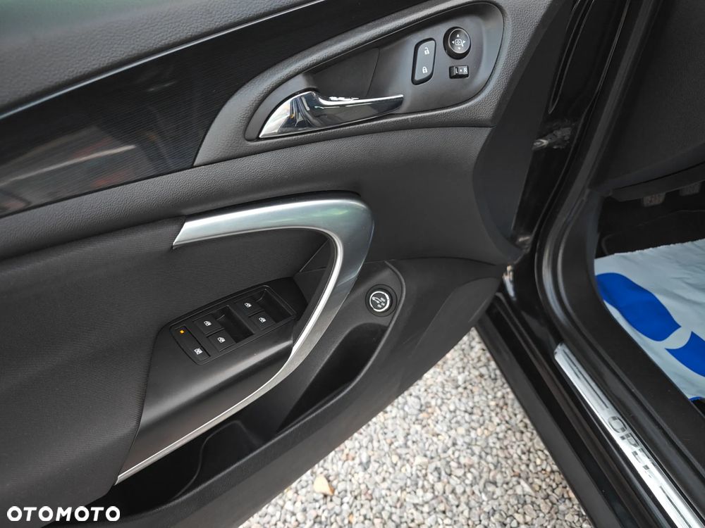 Opel Insignia - 17