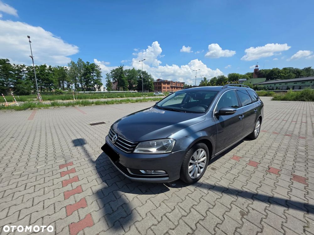 Volkswagen Passat 1.6 TDI BlueMotion - 1