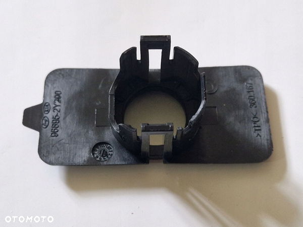 HYUNDAI KIA KOSZYK KOSZ MOCOWANIE CZUJNIKA PDC PARKOWANIA 968952Y200