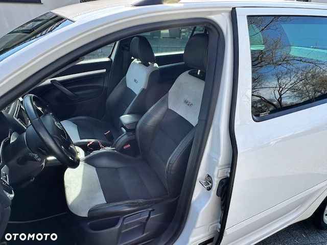 Skoda Octavia 2.0 TDI CR DPF DSG RS - 8