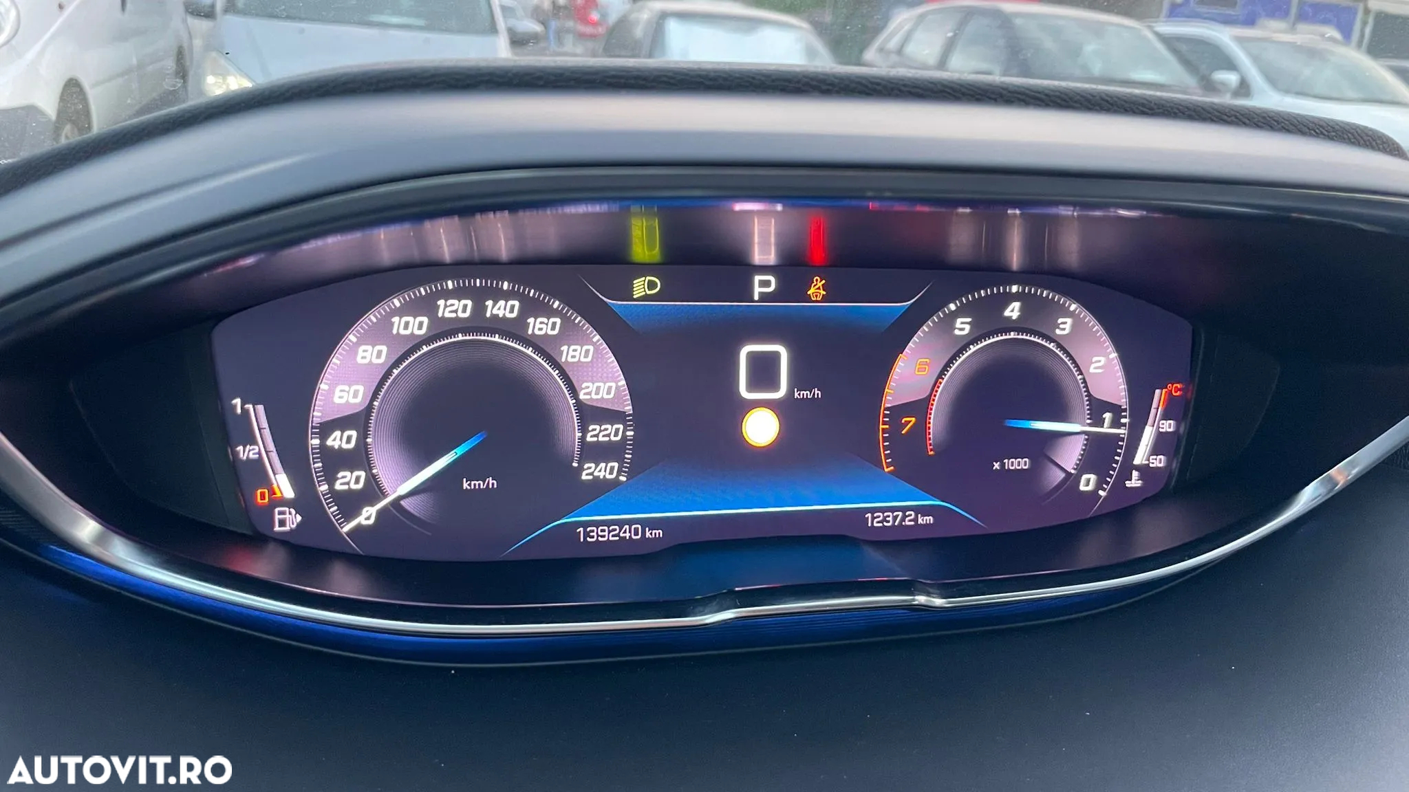 Peugeot 5008 - 11