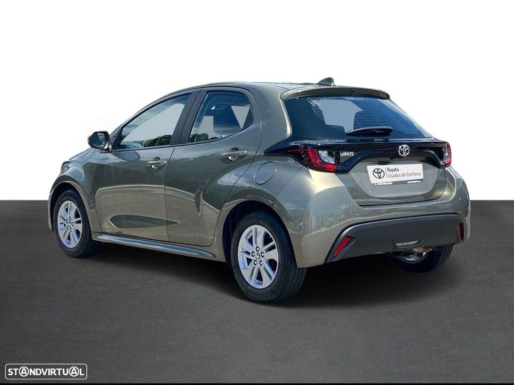 Toyota Yaris 1.0 VVT-i Comfort Plus - 4