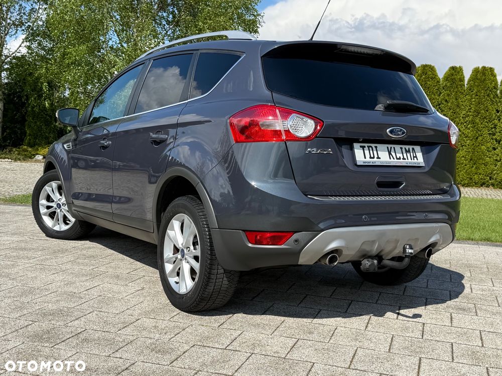 Ford Kuga 2.0 TDCi 2x4 Titanium - 36