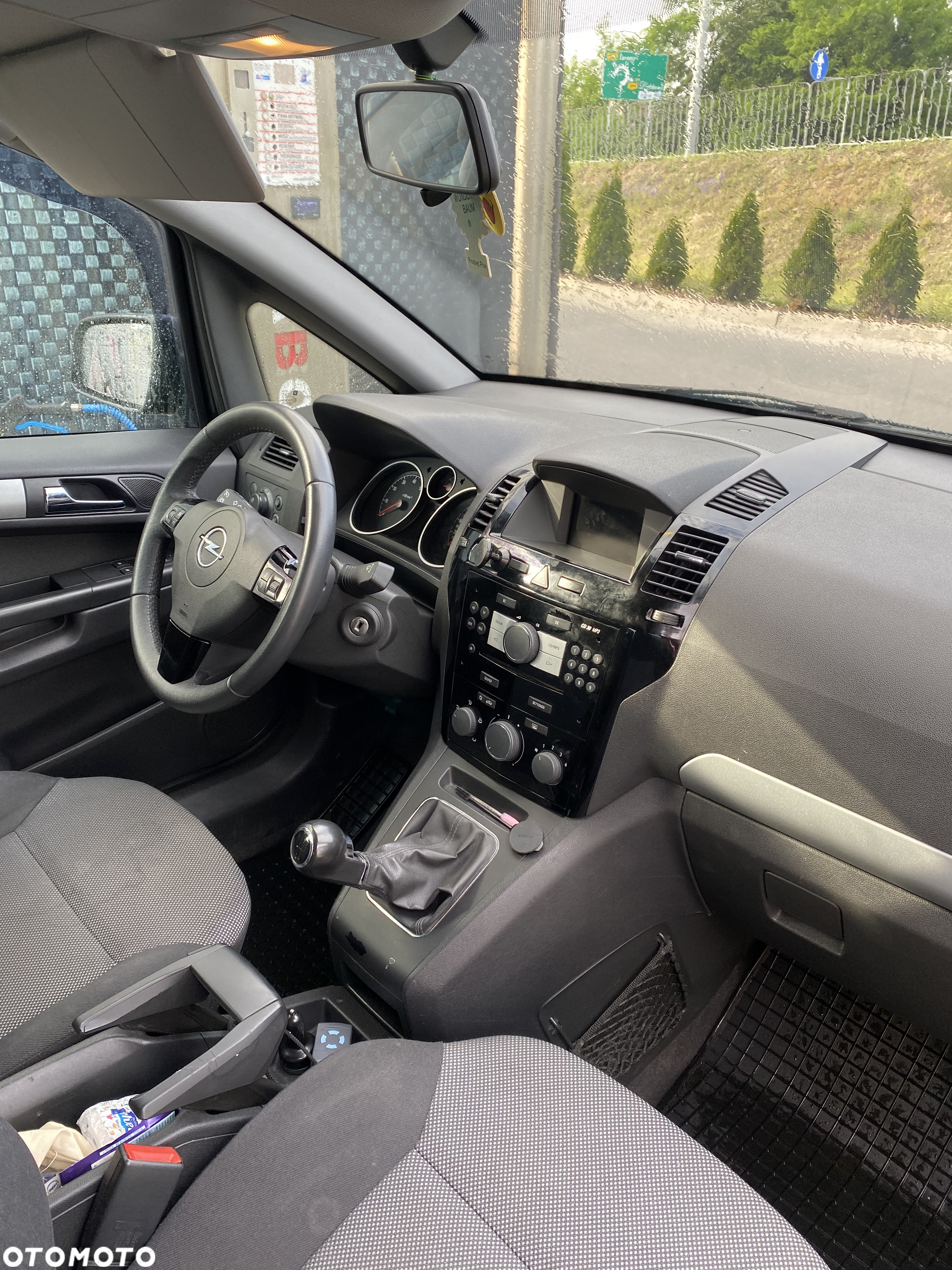 Opel Zafira 1.8 Cosmo - 6