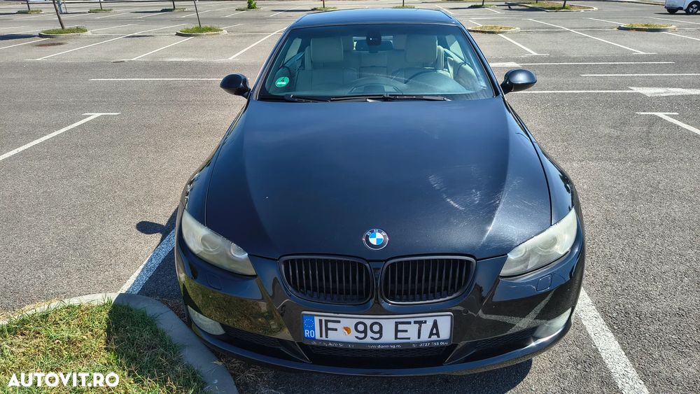 BMW Seria 3 320i Aut. - 9