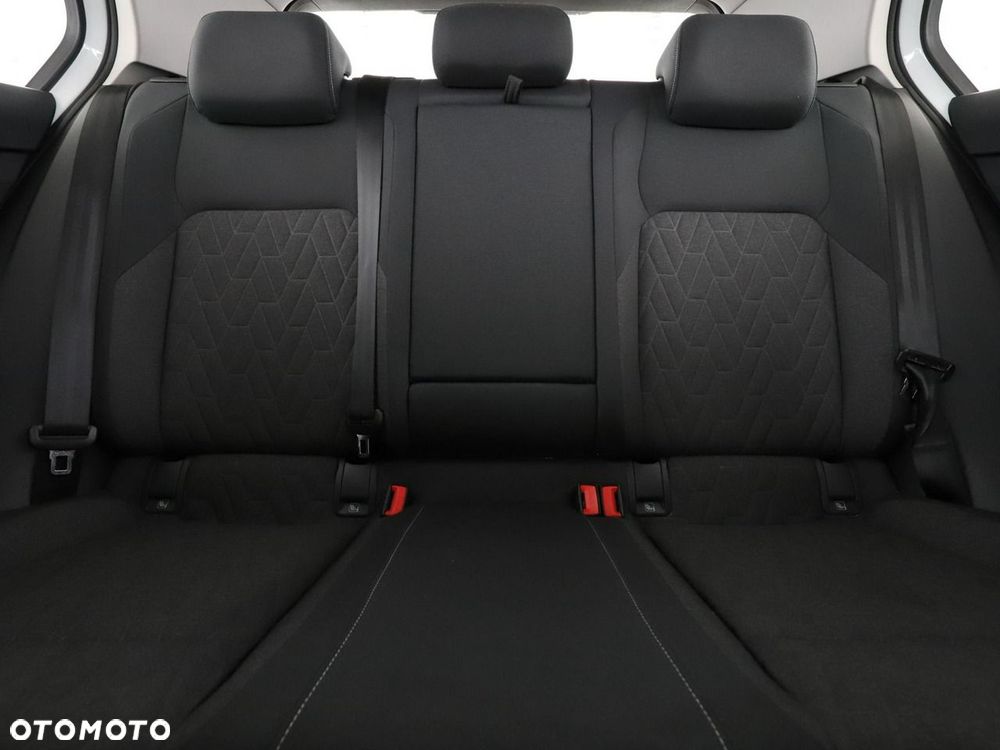 Volkswagen Golf 1.5 TSI Life - 19