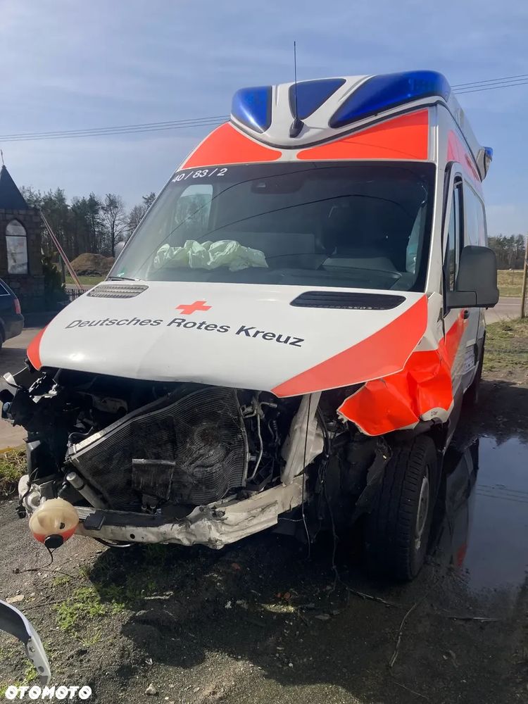 Mercedes-Benz SPRINTER KARETKA POGOTOWIA - 6