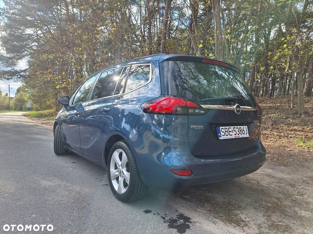 Opel Zafira - 35