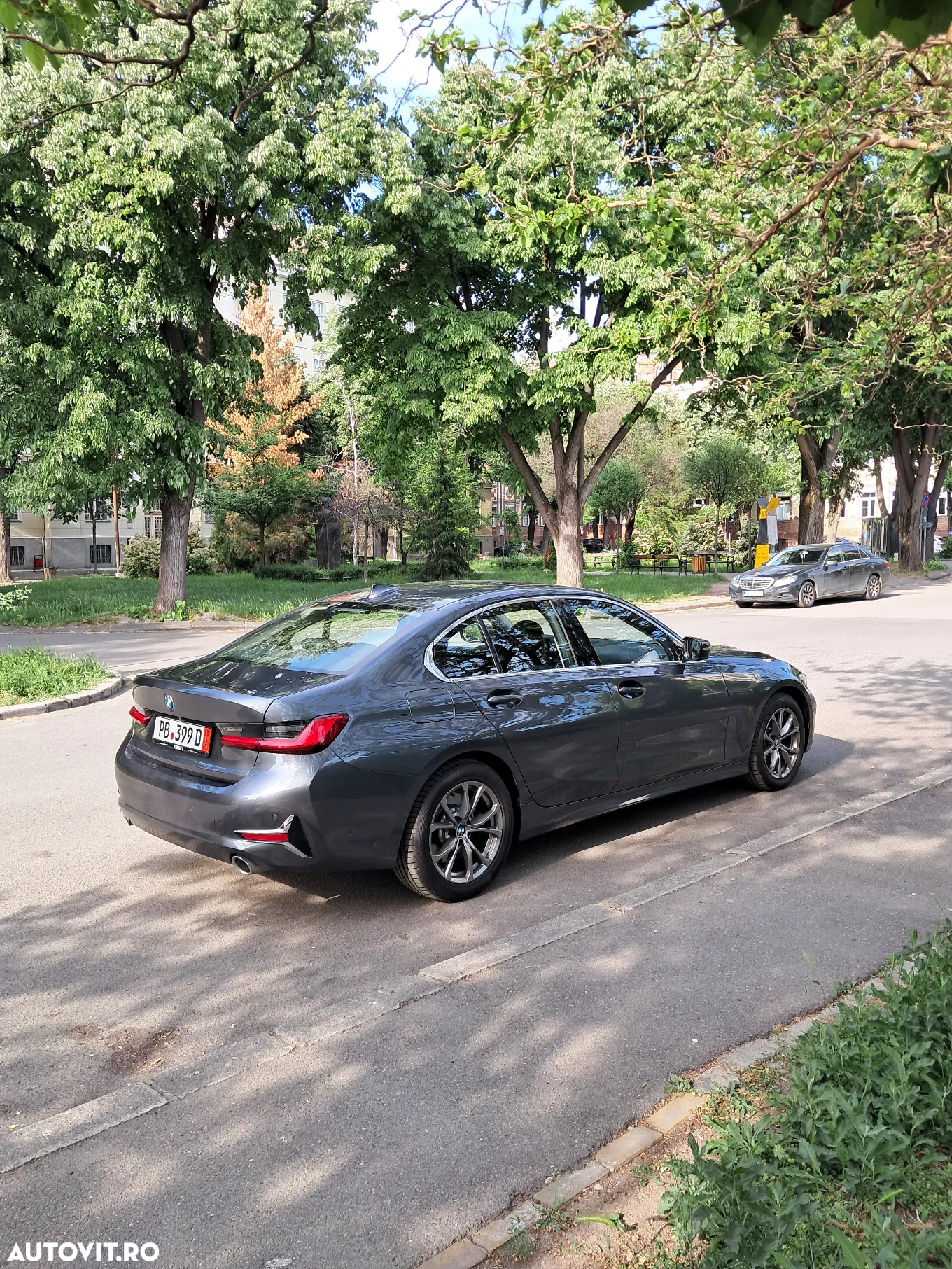 BMW Seria 3 330i Aut. Luxury Line - 5