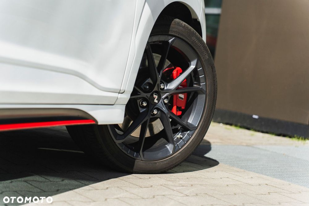 Hyundai Kona - 16