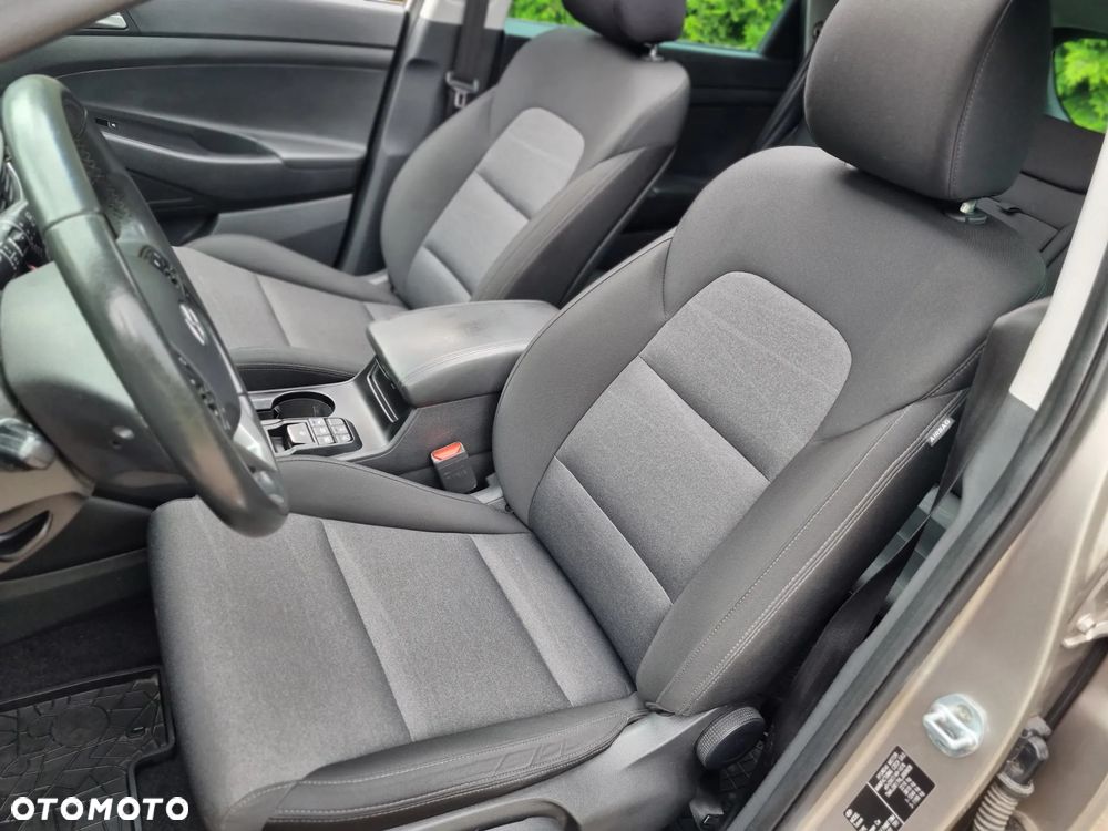 Hyundai Tucson blue 1.6 CRDi 4WD DCT Premium - 21