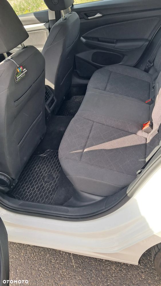 Volkswagen Golf 2.0 TDI Life - 12