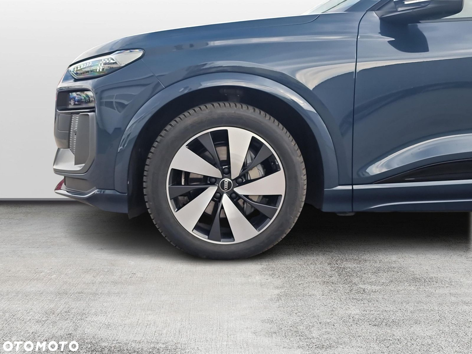 Audi Q6 e-tron - 18