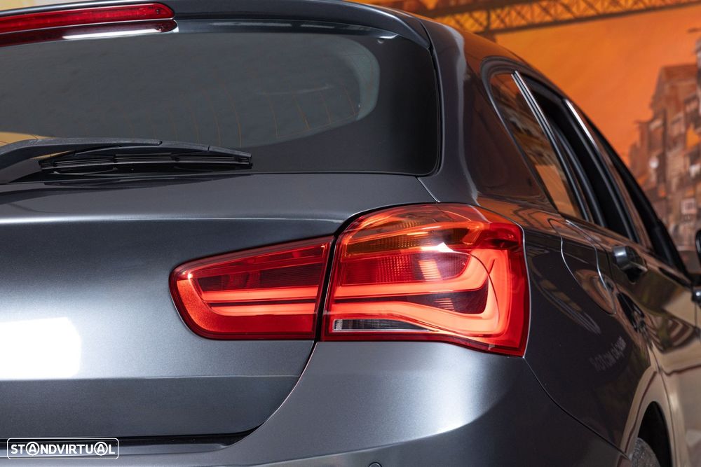 BMW 116 d Pack M - 5