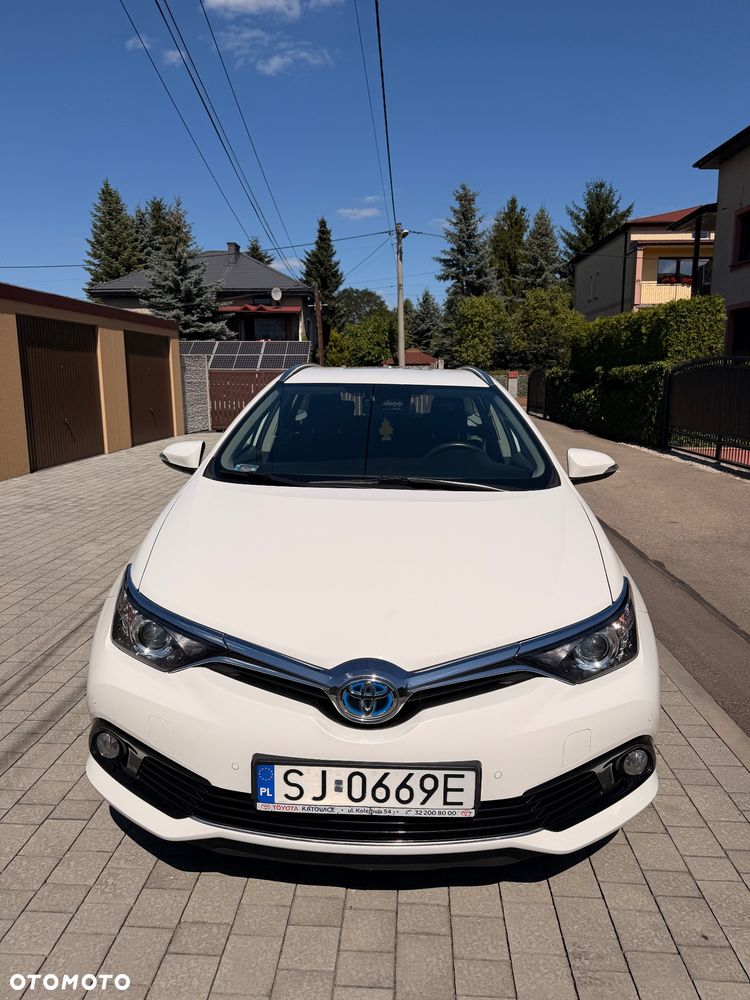 Toyota Auris Hybrid 135 Comfort - 2