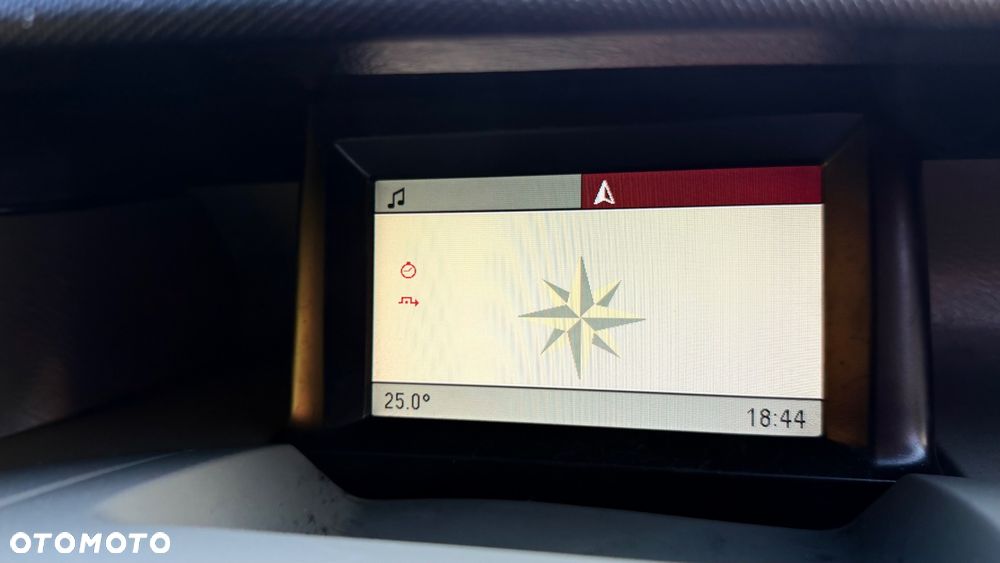 Opel Vivaro - 24