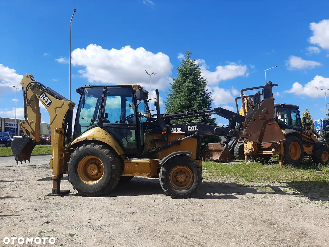 Caterpillar 428E - 4
