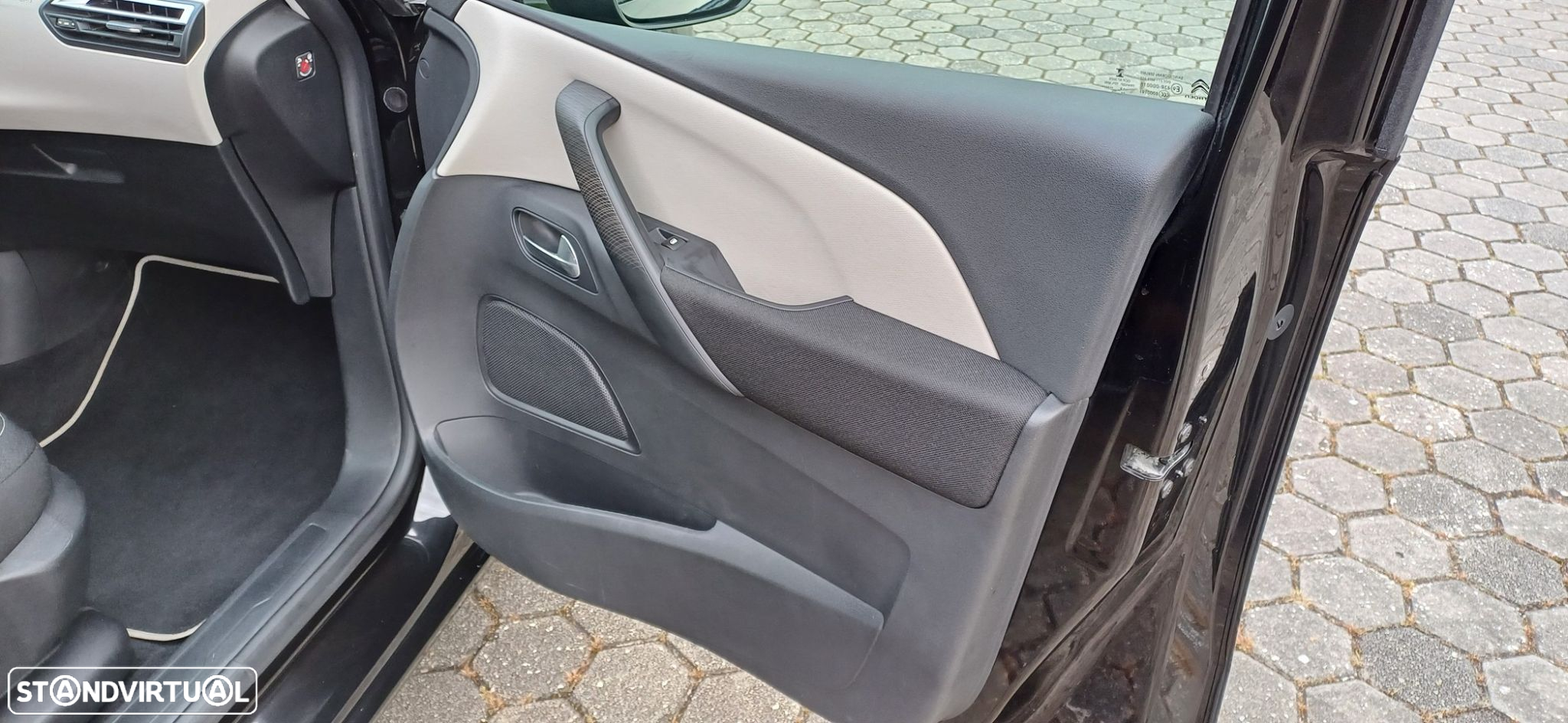 Citroën C4 Spacetourer 1.5 BlueHDi Feel EAT8 - 24