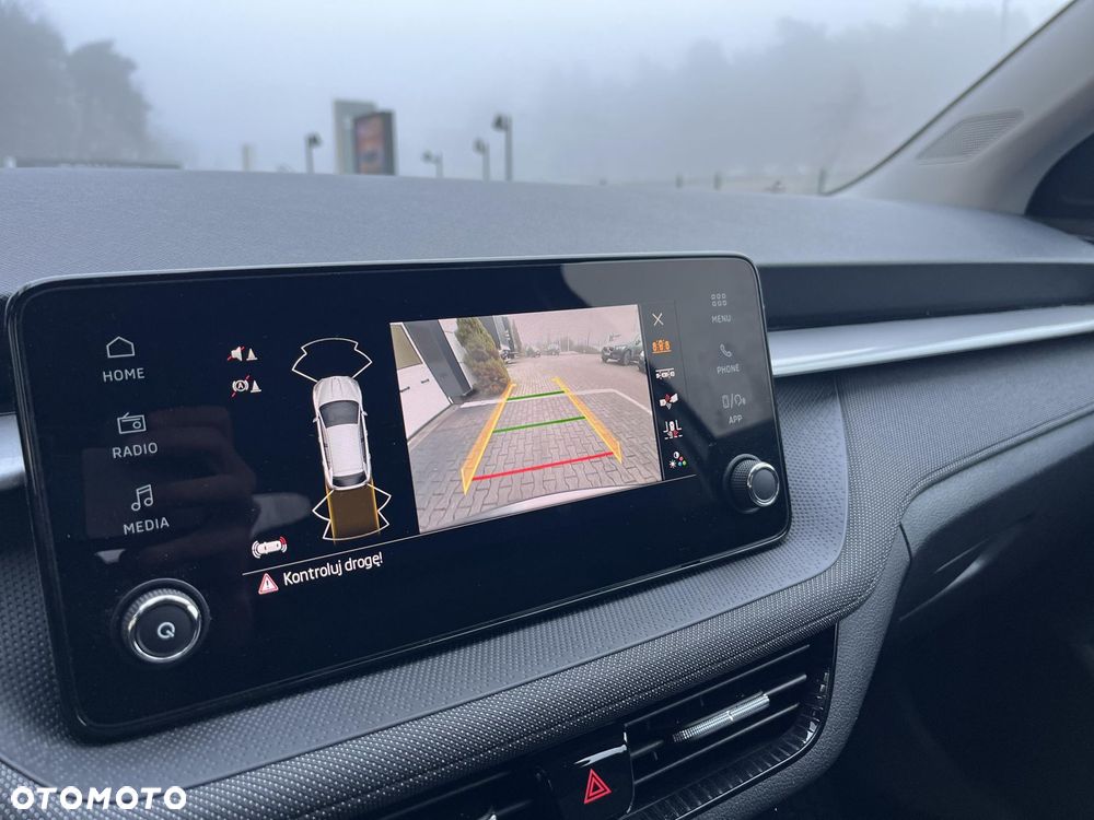 Skoda Fabia 1.0 Selection - 24