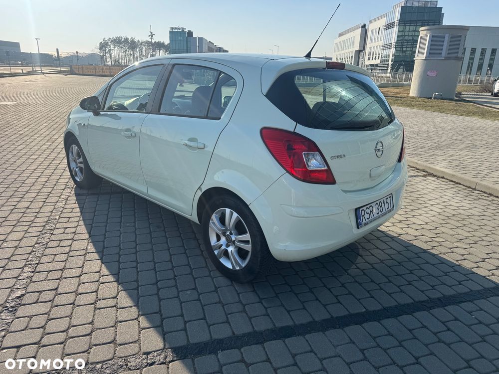 Opel Corsa - 3