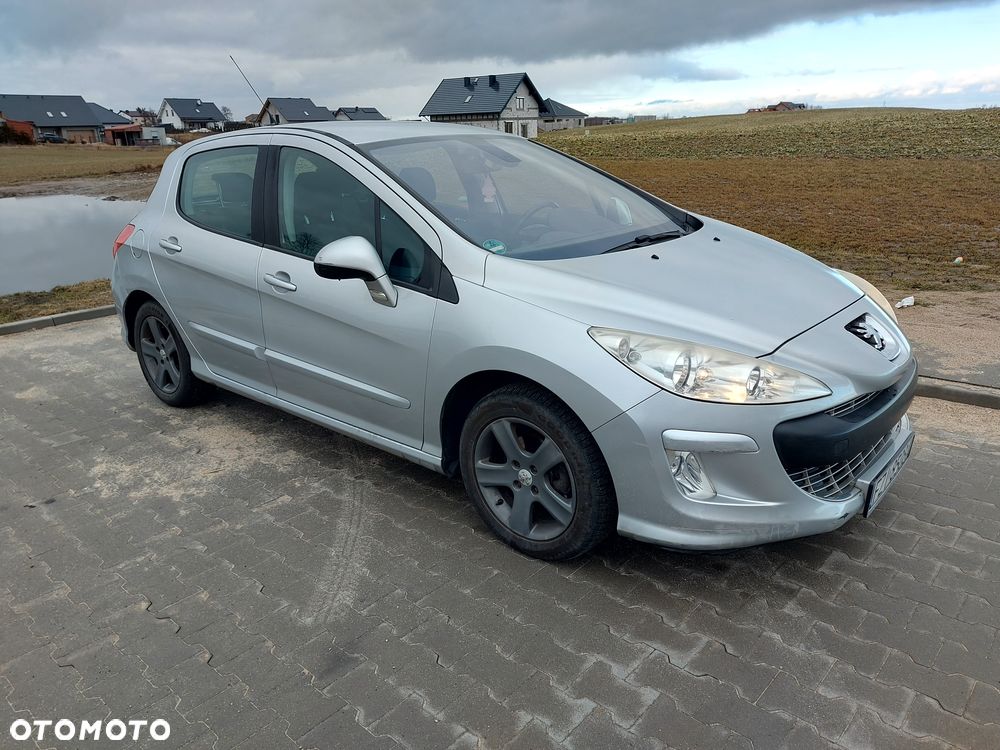 Peugeot 308 - 1