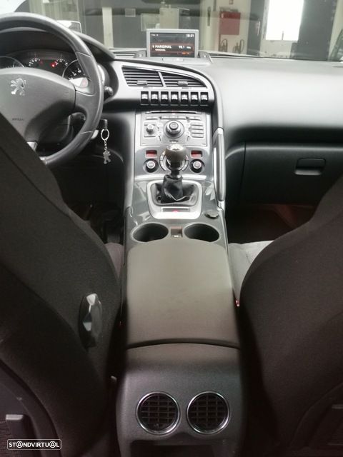 Peugeot 3008 1.6 HDi Sport - 9