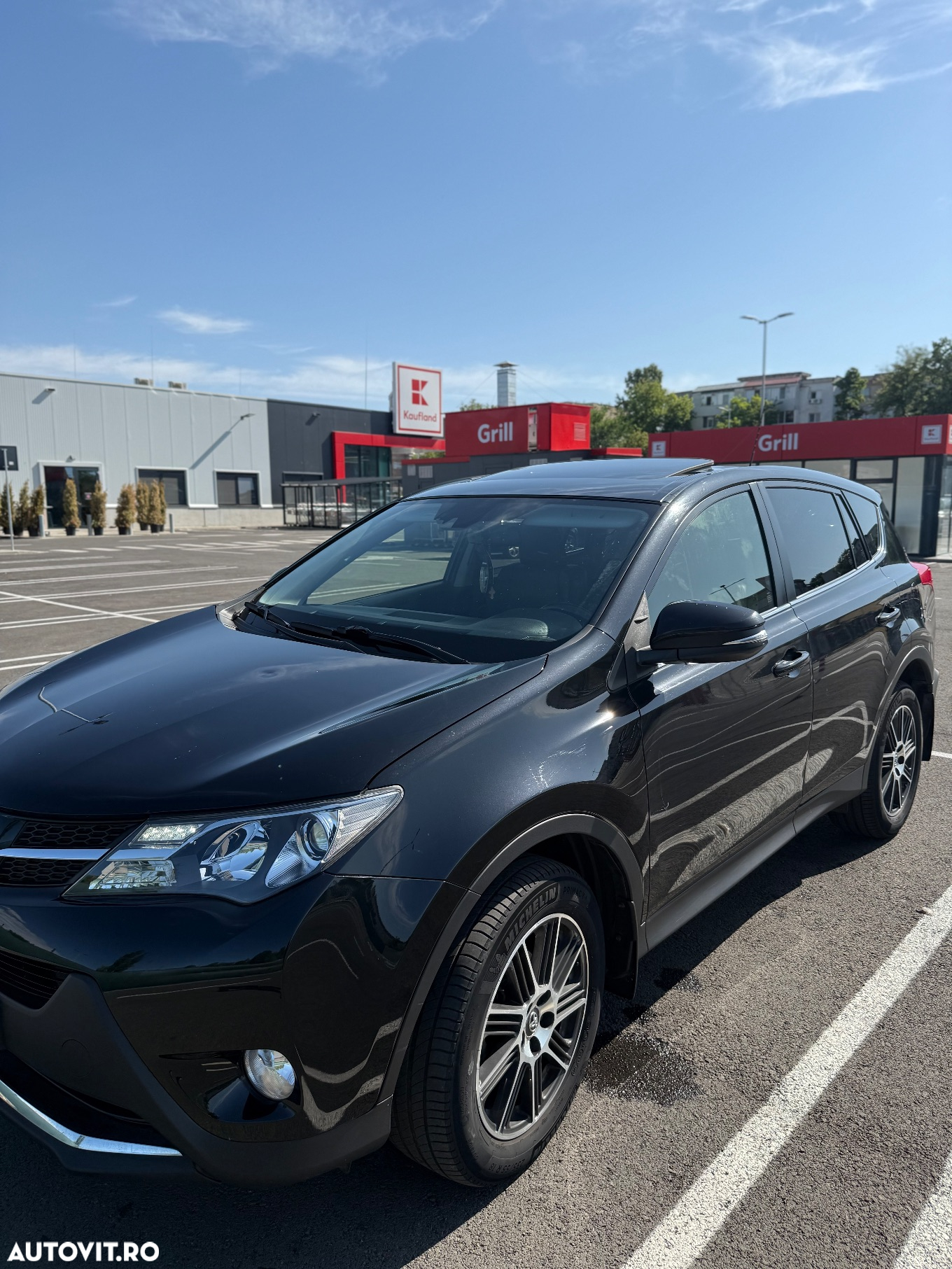 Toyota RAV4 2.2 D-4CAT 4WD Aut Luxury - 14