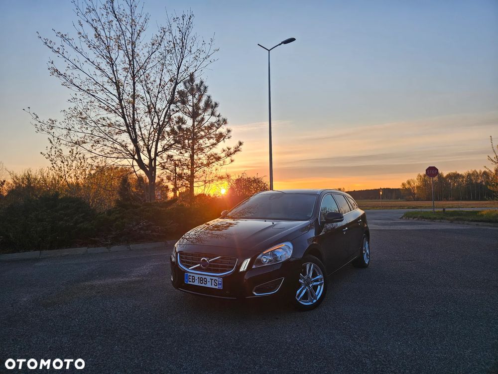 Volvo V60 DRIVe Summum - 3