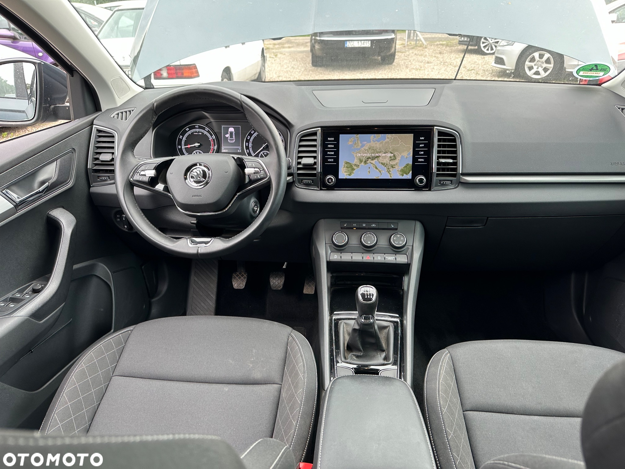 Skoda Karoq 1.0 TSI Ambition - 9