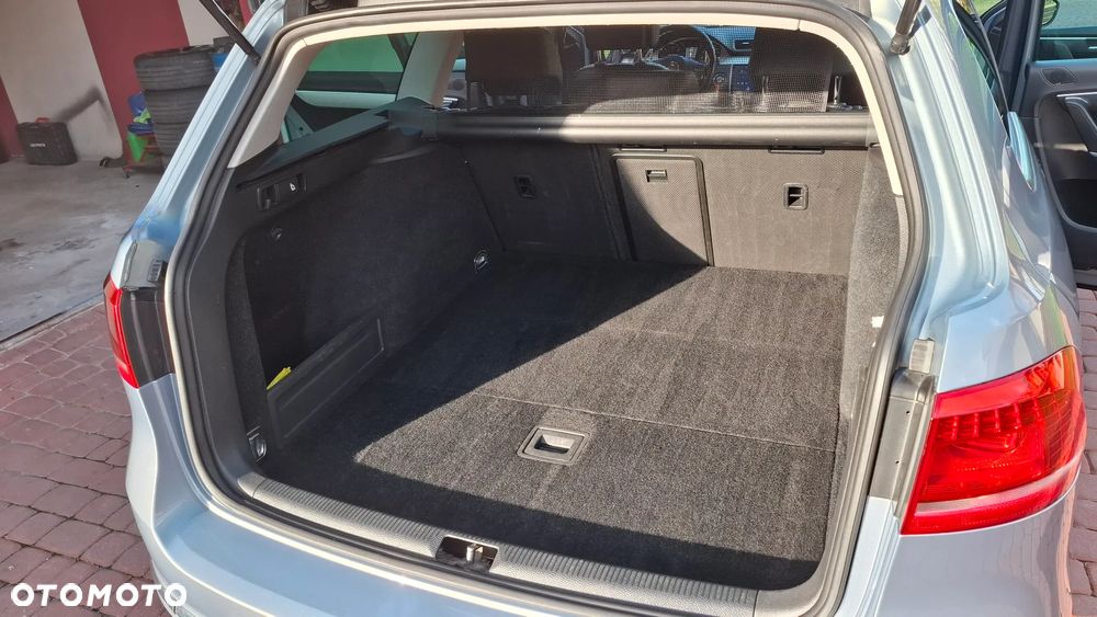 Volkswagen Passat 2.0 TDI Highline DSG - 16
