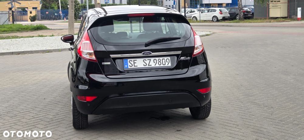 Ford Fiesta 1.0 EcoBoost STart-Stop Titanium - 9