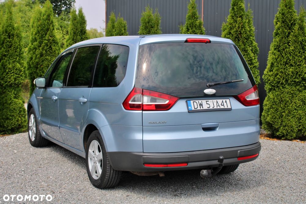 Ford Galaxy 2.0 Champions Edition - 9